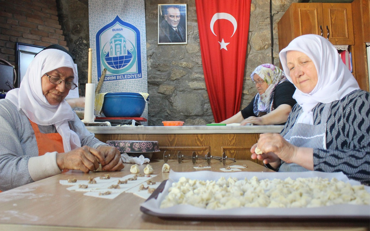 Bursa'da köylü kadınların açtığı kafe büyük ilgi görüyor