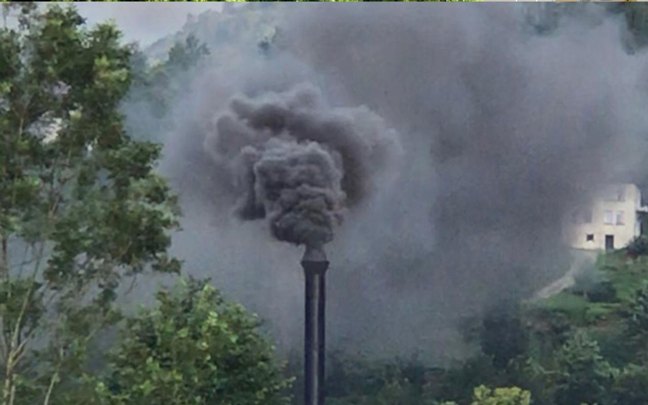 Rize Kalkandere'yi kara dumanlar sardı halk isyan etti