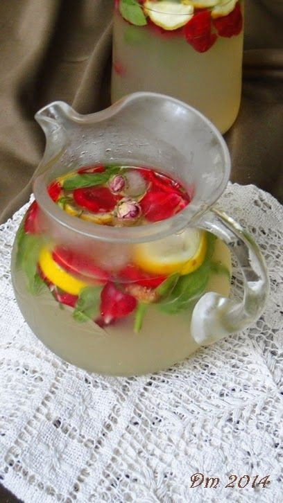Yaz aylarının en faydalı içecekleri Sıvı kaybına karşı lezzetli önlemler