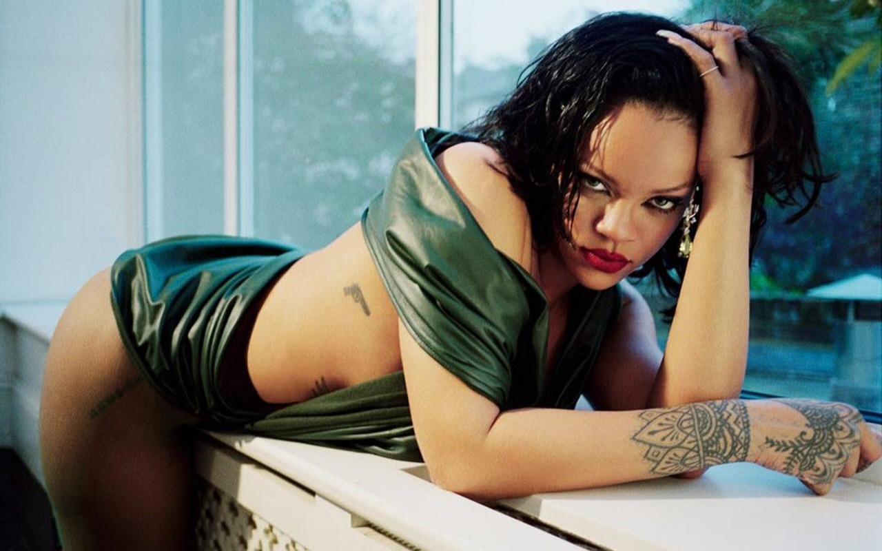 Rihanna Hollywood'da bulunan lüks villasını kiraya verdi Kira ücreti ise...