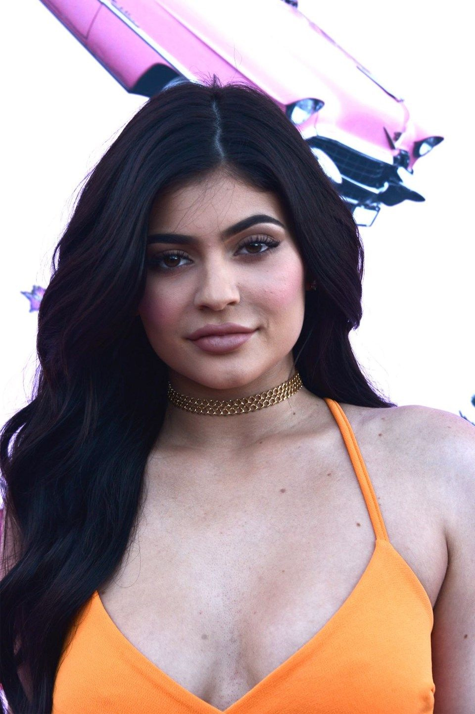 Dünyanın en genç milyarderi olan Kylie Jenner hastalıkla mücadelesinden bahsetti