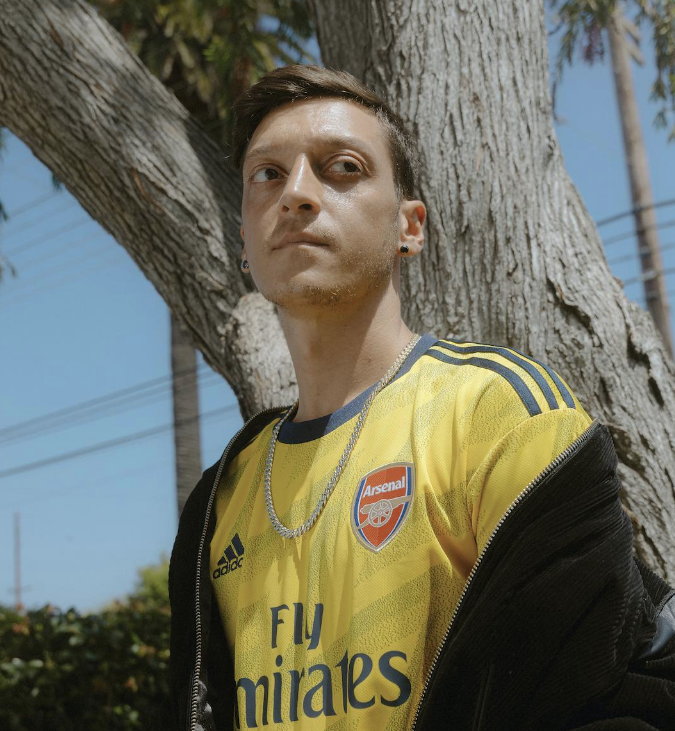 Mesut Özil'in yeni imajı olay oldu herkesi şaşırttı