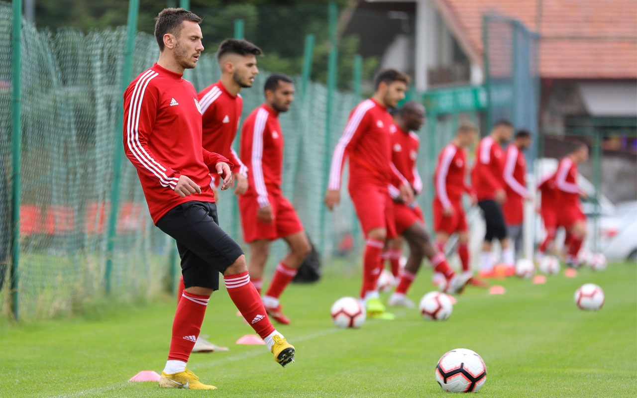 Demir Grup Sivasspor'un Bolu kampı sona erdi
