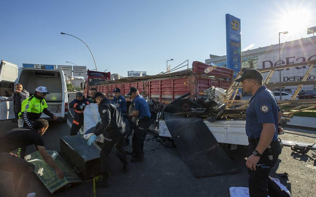 Başkent'te kamyonet önündeki tıra ok gibi saplandı: 1 ölü