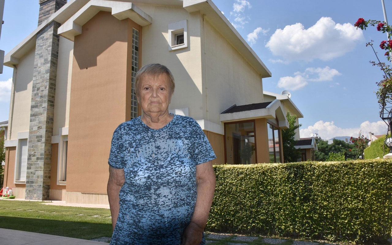 İzmir'de FETÖ ile korkuttukları kadına 5 milyon liralık villasını sattırdılar