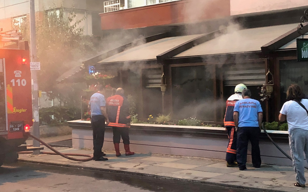 Ankara'da restoranda çıkan yangında dükkan sahibi gözyaşlarını tutamadı