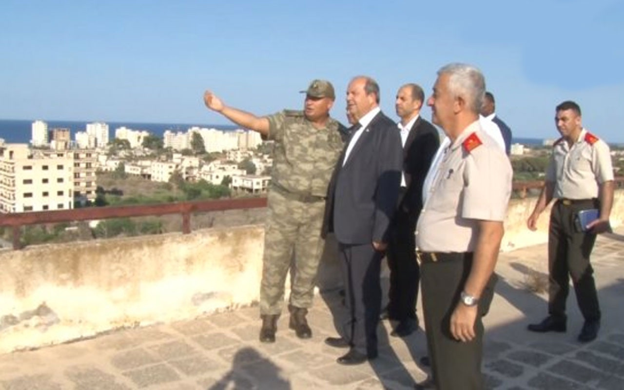 KKTC Başbakanı Tatar komutanlarla birlikte hayalet şehir Kapalı Maraş'ta!