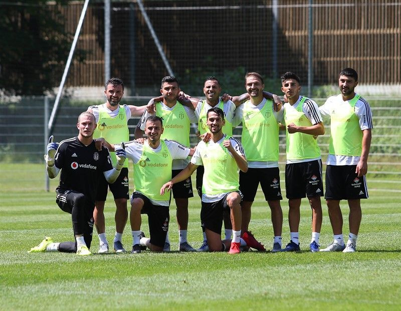 Beşiktaş antrenmanlara devam ediyor