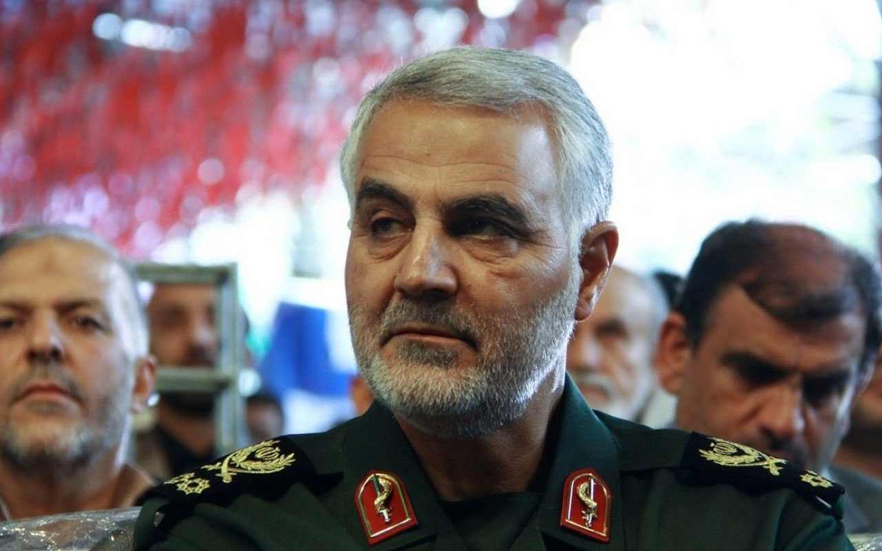 İranlı komutan Süleymani'den "Suriye'de ABD'ye karşı savaşa hazır olun" mesajı
