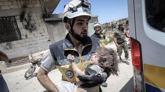 Suriye'de küçük kız çocuğunun kahramanlığı yürekleri sızlattı