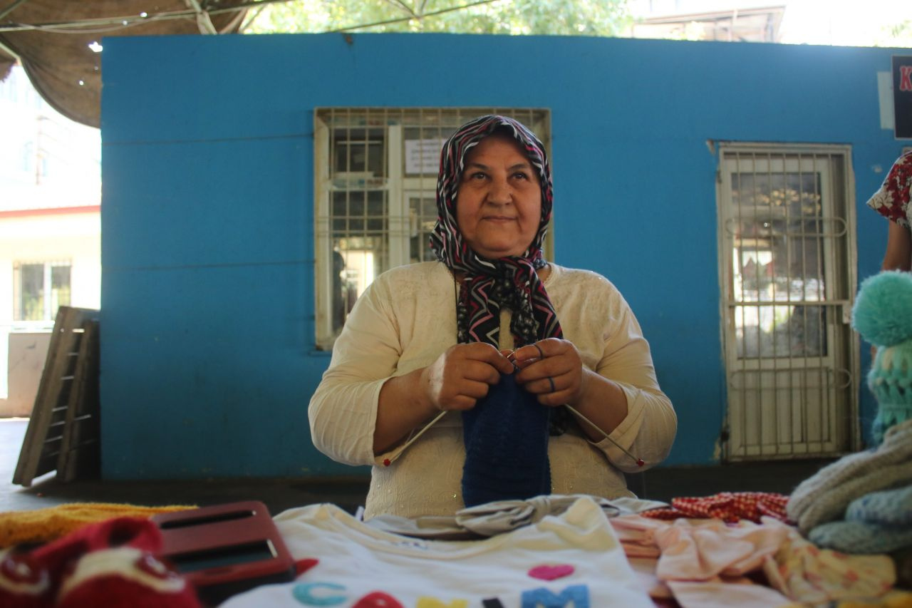 1 TL'lik çorap parası yüzünden kocasından boşandı kendi işini kurdu