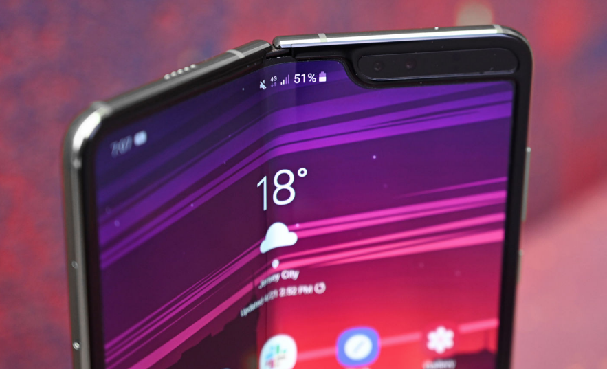 Katlanabilir telefon bombası patladı işte Samsung Galaxy Fold çıkış tarihi