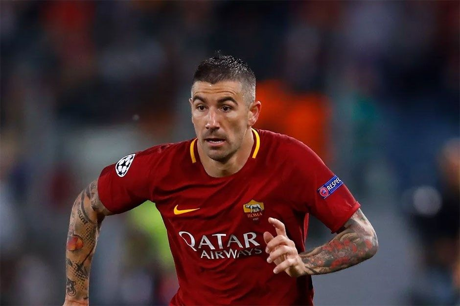 Fenerbahçe'nin Kolarov transferini Mirsad Türkcan bitirecek