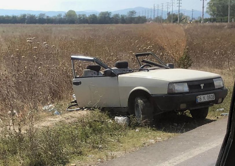 Bursa'da sürücü feci kazadan yara almadan kurtuldu