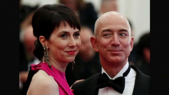 Amazon'un kurucusu Bezos'un lüks yatı Göcek'te demirledi!