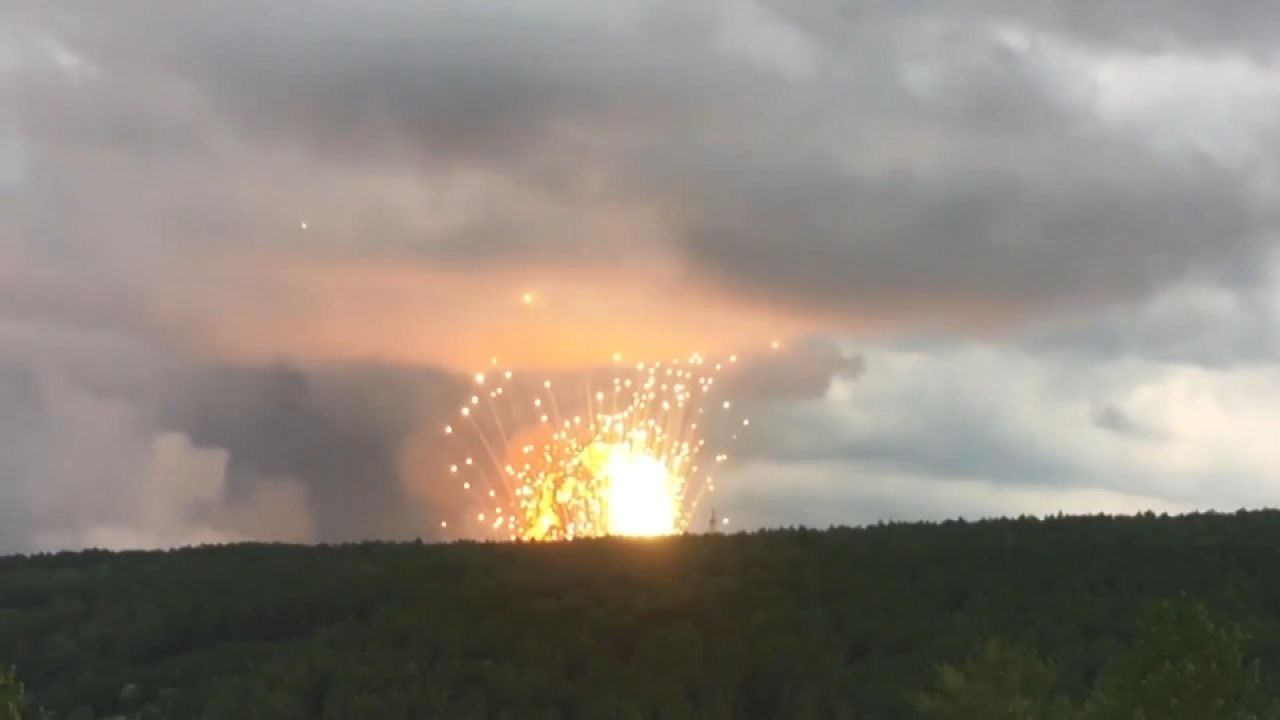 Rusya’da cephanelik deposunda yangın sonrası patlamalar