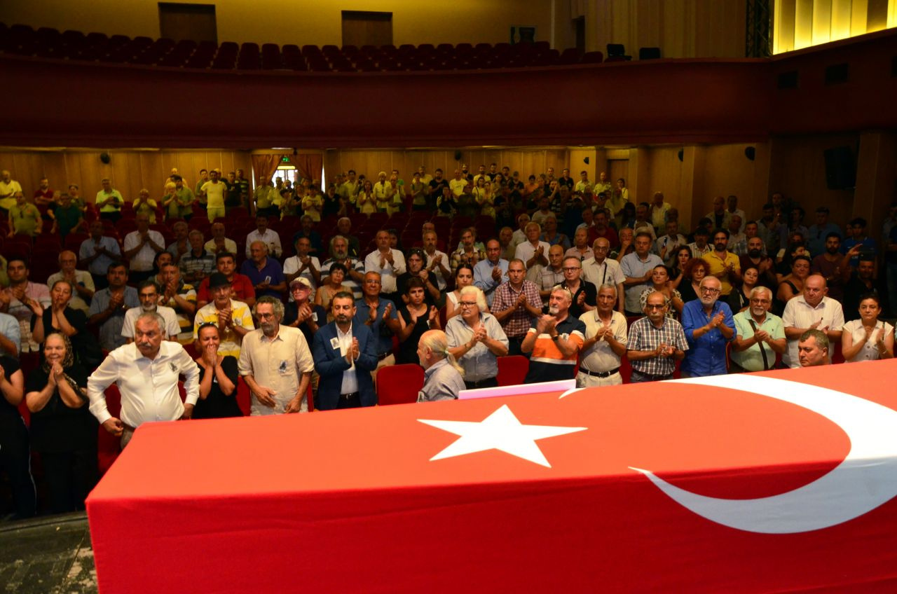 Cengiz Sezici'ye memleketi Adana'da gözyaşlarıyla son veda