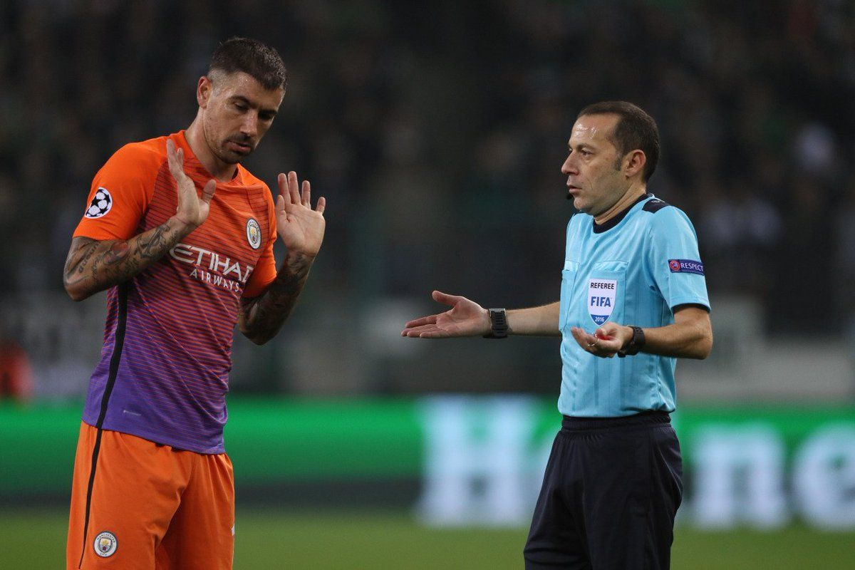 Fenerbahçe'ye Eric Maxim Choupo-Moting uyarısı: Futbolcu değil sakın almayın