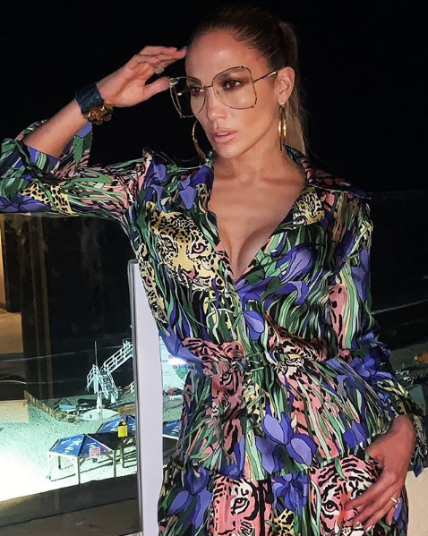 Jennifer Lopez Antalya'ya geldi! Antalya konserinde Kim Kardashian'ı ağırlayacak