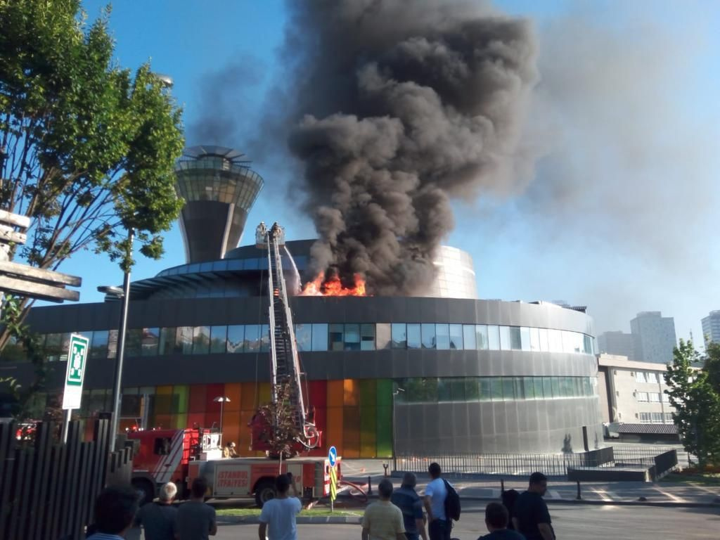 İstanbul Üsküdar Bilim Merkezi’nde yangın