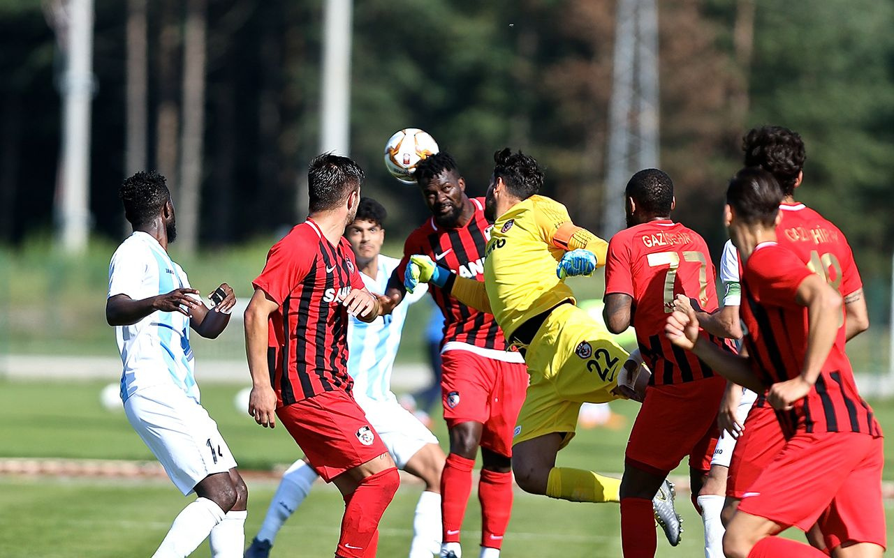 Gazişehir Gaziantep'in hazırlık maçı yarıda kaldı