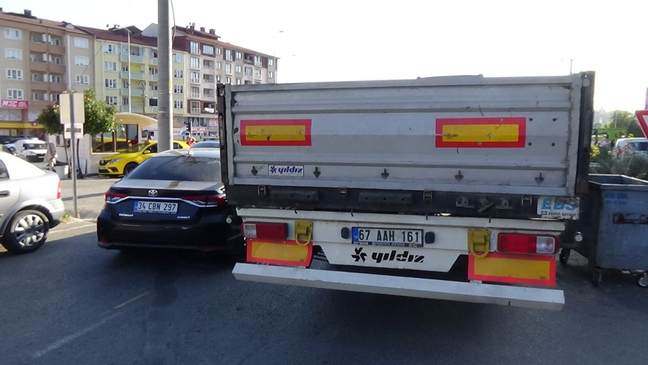 Zonguldak'ta polis ile TIR sürücüsünün tartışması karakolda bitti