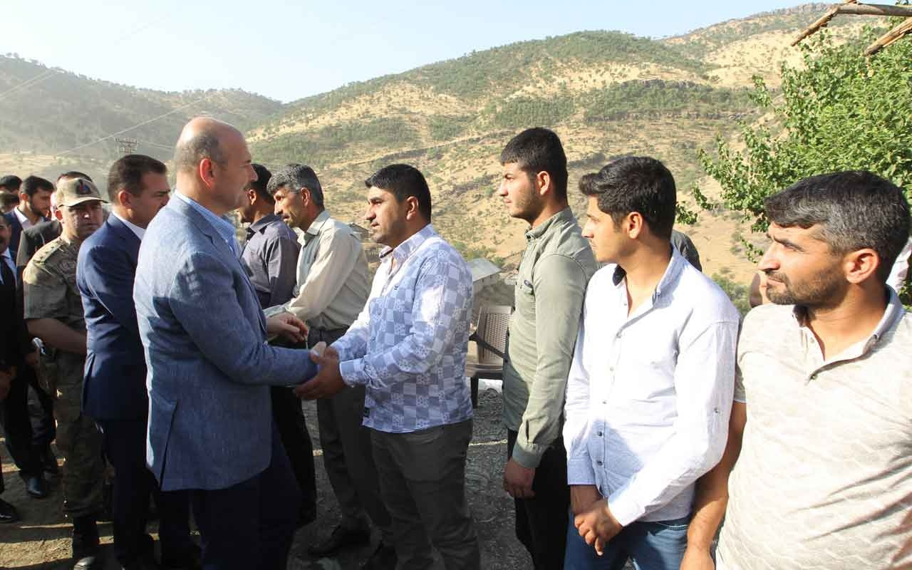 Bakan Süleyman Soylu Hakkari'de vatandaşlarla bayramlaştı