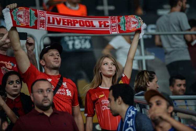 Chelsea ve Liverpool maçı öncesi İstanbul'da renkli görüntüler