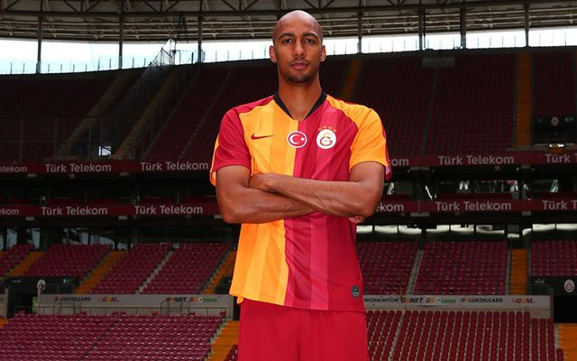 Galatasaray Nzonzi transferini resmen açıkladı