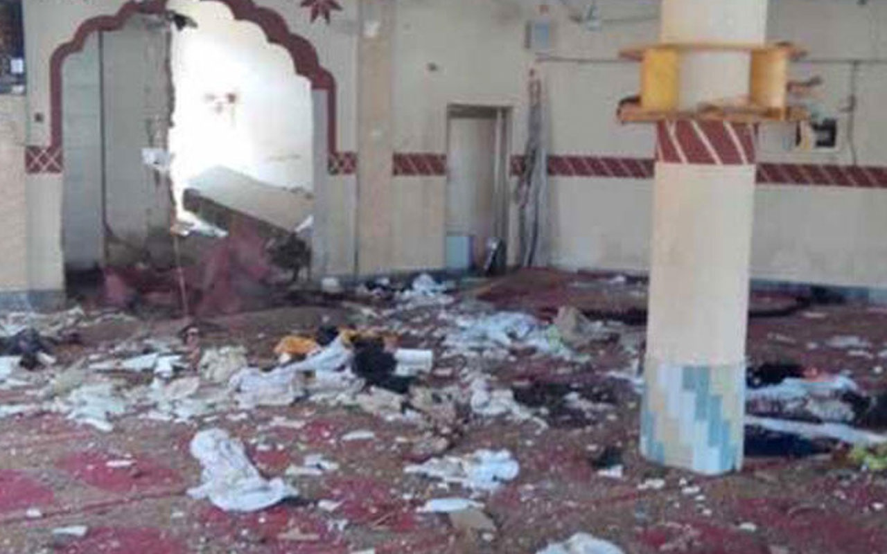 Pakistan’da camide patlama: Çok sayıda ölü ve yaralı var