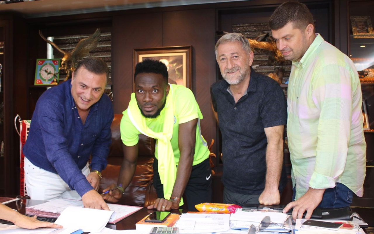 Çaykur Rizespor, Joseph Attamah'ı kiraladı