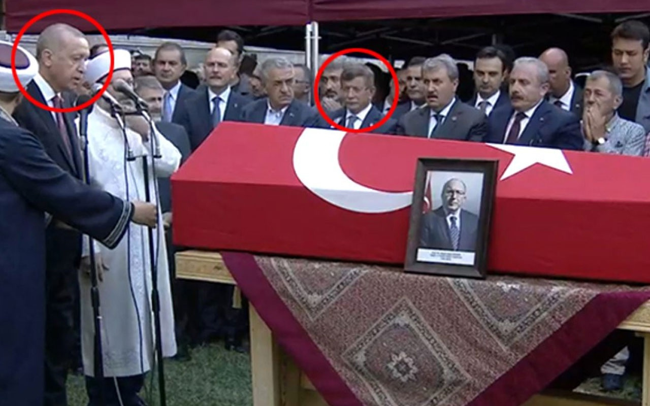 Erdoğan ve Davutoğlu cenazede bir araya geldi