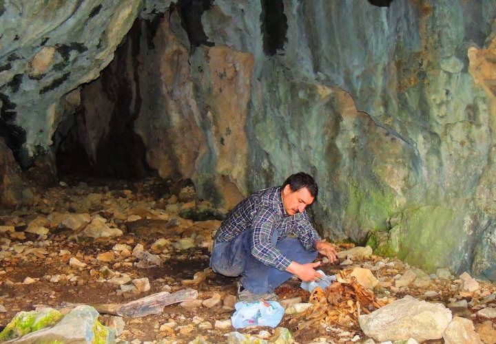 Ünlü sanatçı Ferhat Tunç hakkında yakalama kararı!