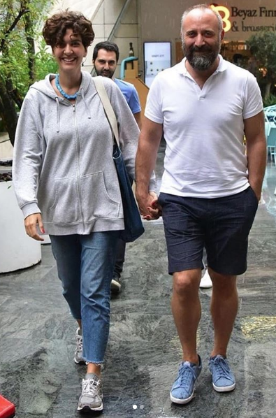 Halit Ergenç ile evli olan Bergüzar Korel hamilelik haberlerine açıklık getirdi