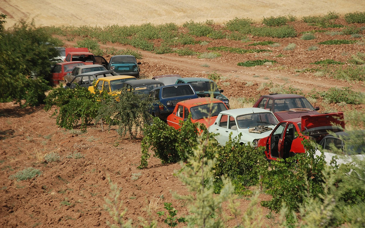 Elazığ'da kaporta ustasından 300 araçlık koleksiyon