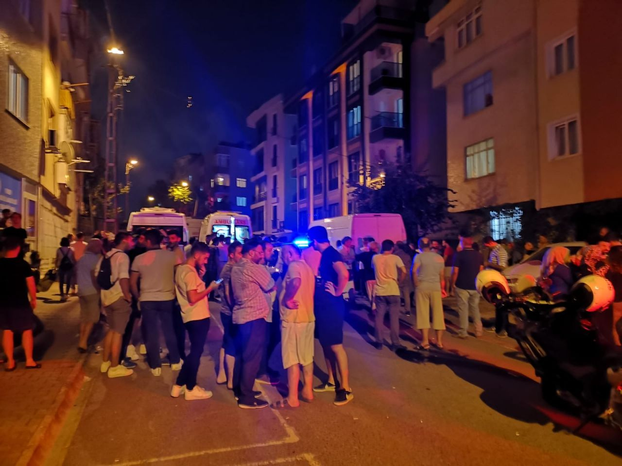 İstanbul Ümraniye'de dehşet 3 ölü 1 yaralı