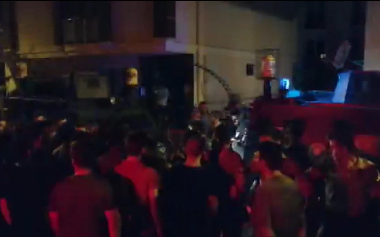 İstanbul Kartal'da taciz iddiası mahalleyi sokağa döktü