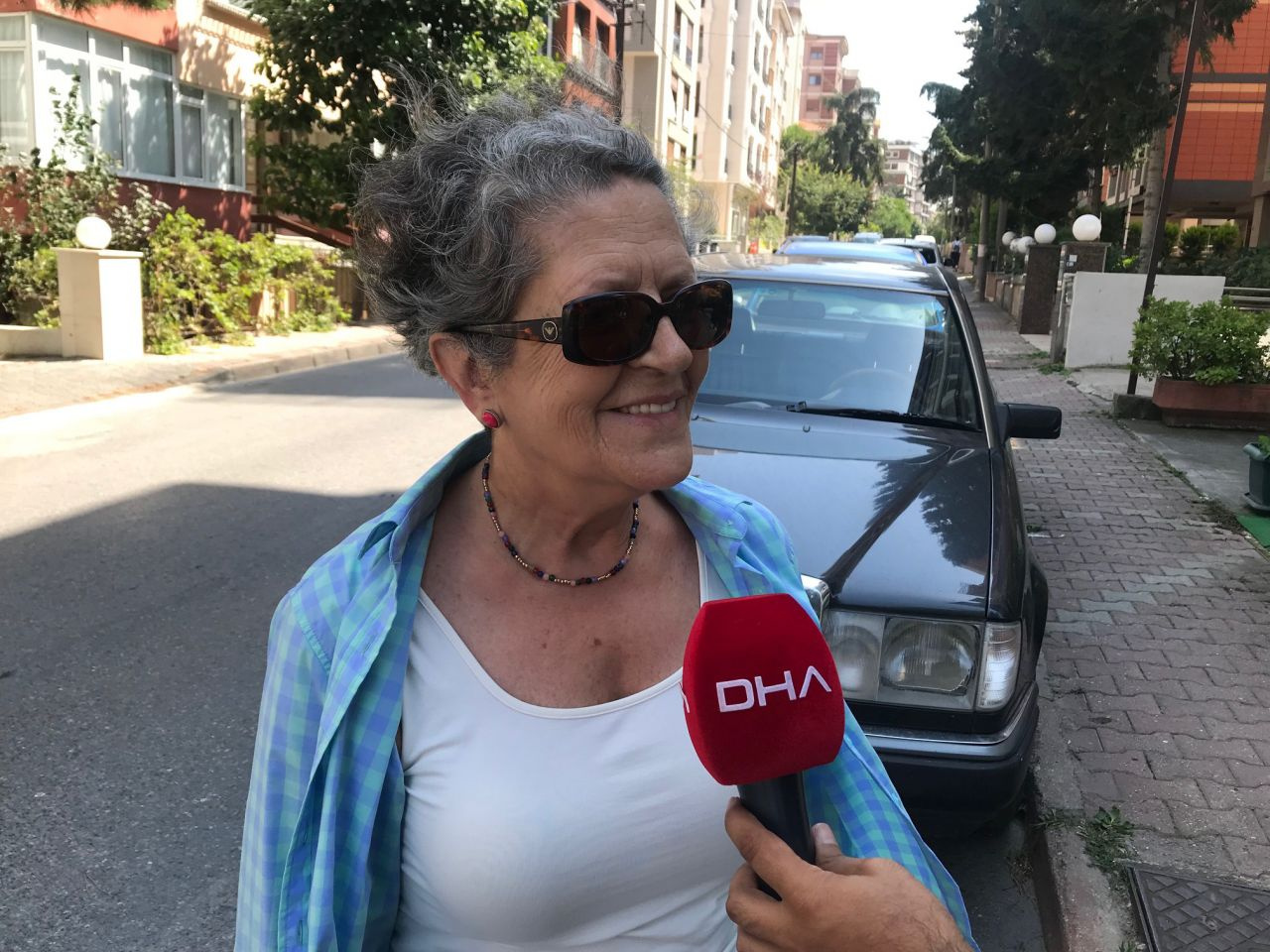 Mahalle sakinleri belediyeden yardım bekliyor! Kadıköy'ü tırtıl sardı