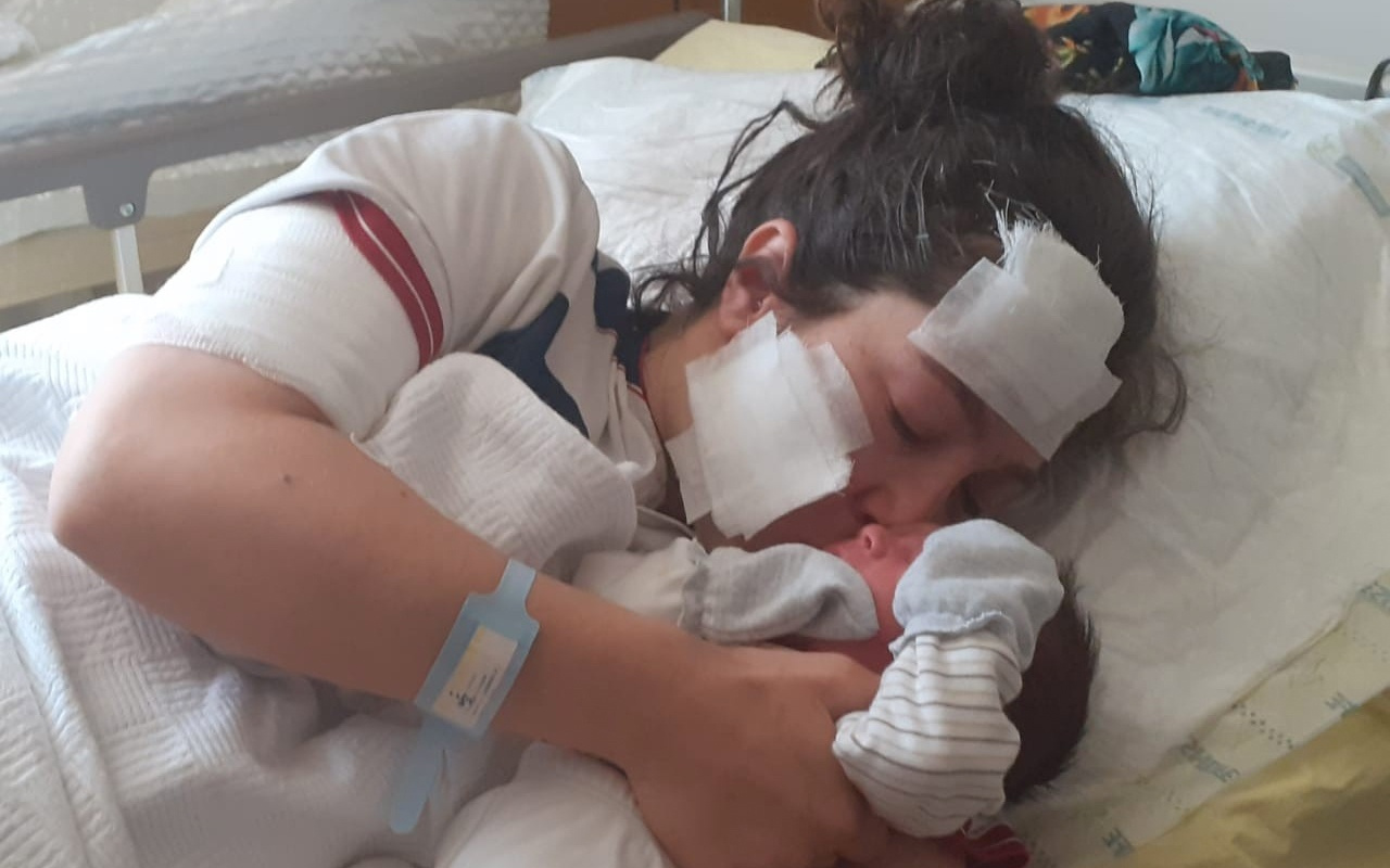 Doğum yaptıktan sonra eşi bıçakladı! Gaziantep'teki annenin durumu