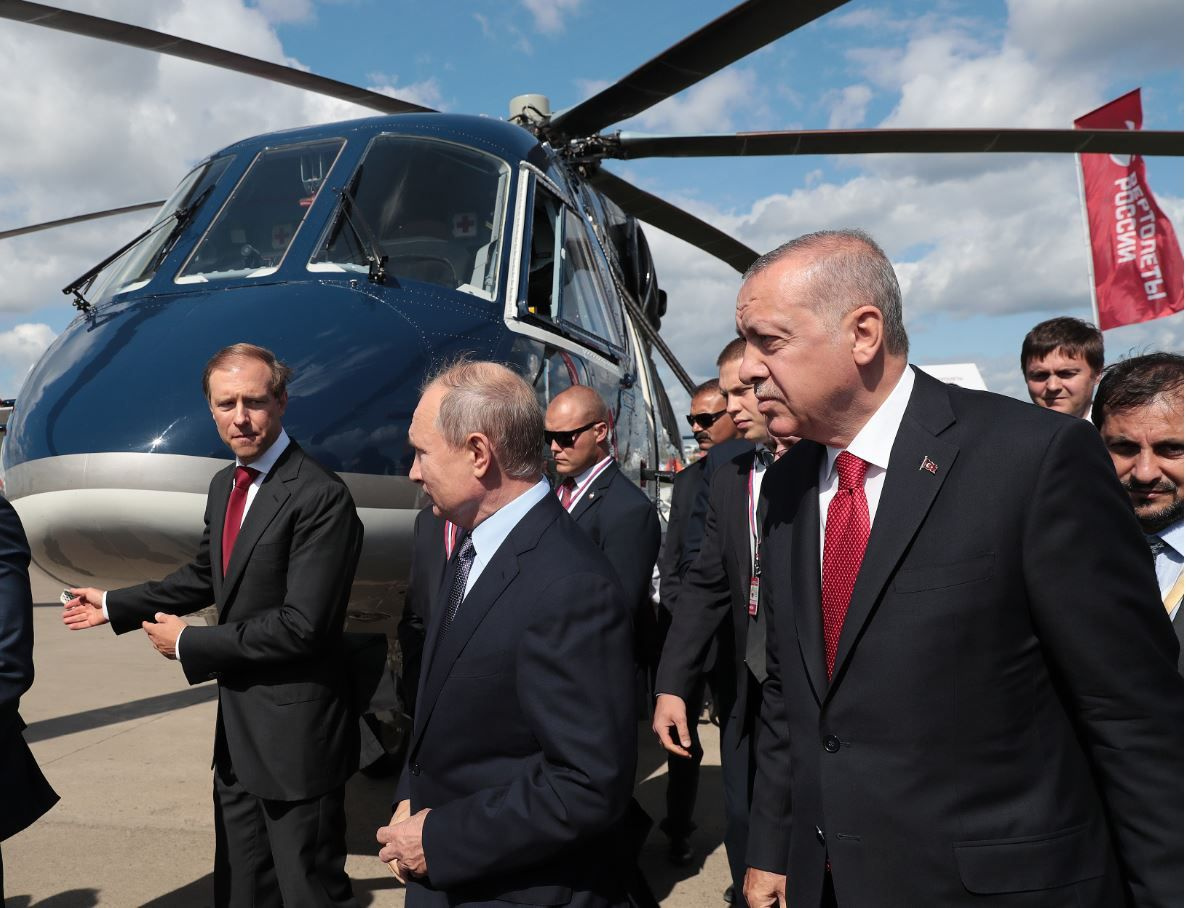 Cumhurbaşkanı Erdoğan çok konuşulan o uçağı bizzat yakından inceledi