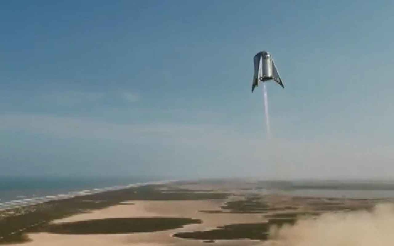Elon Musk’ın yeni roketi Starhopper 150 metre yüksekliğe çıktı