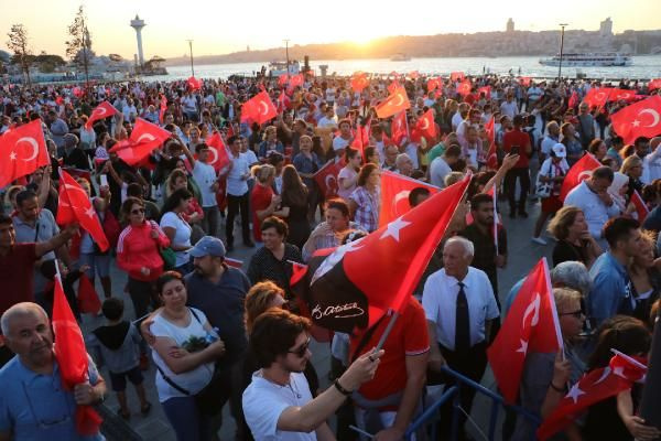 Üsküdar'da zafer bayramı coşkusu