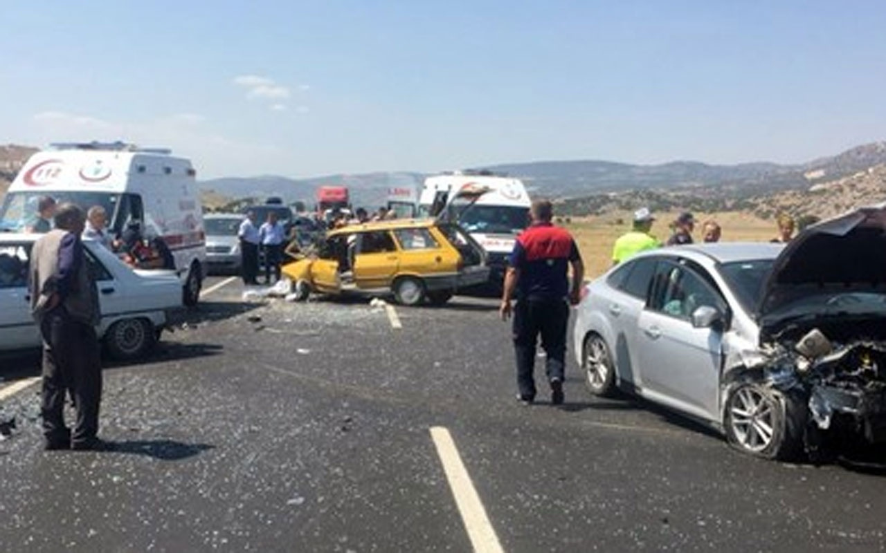 Burdur'da trafik kazası: 1 ölü 9 yaralı