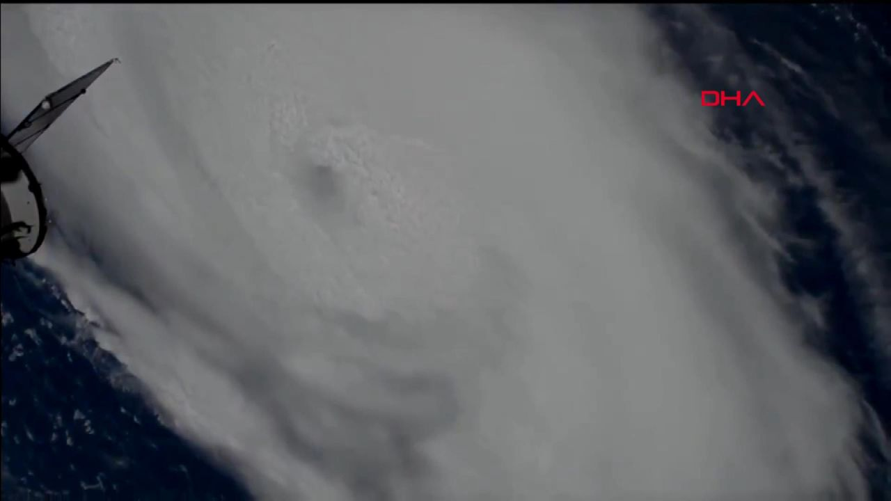 NASA Dorian Kasırgası’nın yeni görüntülerini paylaştı! Trump'tan açıklama geldi