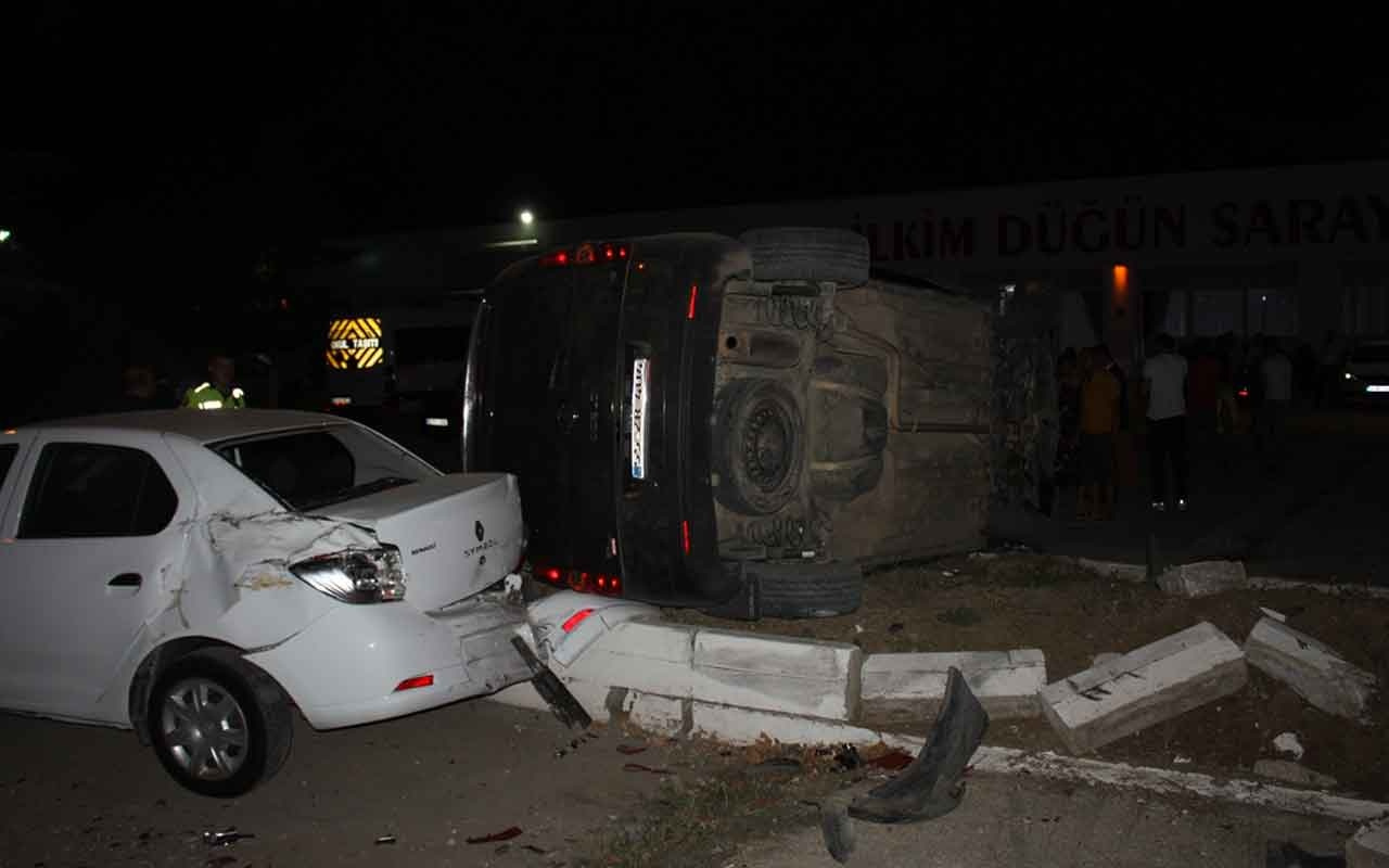 Edirne'de düzensiz göçmenleri taşıyan araç kaza yaptı: 14 yaralı