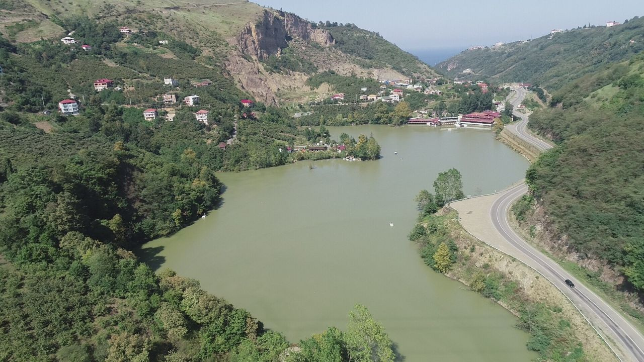 Trabzon'da Sera Gölü'nde 3 aydır yapılıyor! Tam 600 kamyon çıktı bitmedi