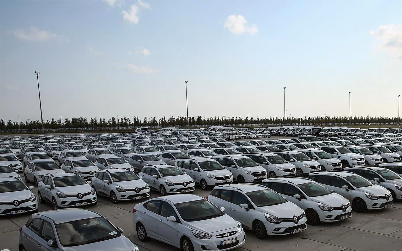 Yenikapı'daki araçlar ortalığı salladı! İBB sözcüsünden araç alım ihalesine dair açıklama