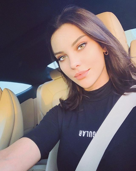 Tuvana Türkay'ın cesur pozu Instagram'a damga vurdu! Kaldırmak zorunda kaldı