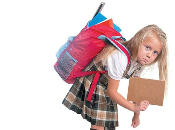 Okullar açıldı veliler bu çantaları kullanmayın skolyoza yol açabilir