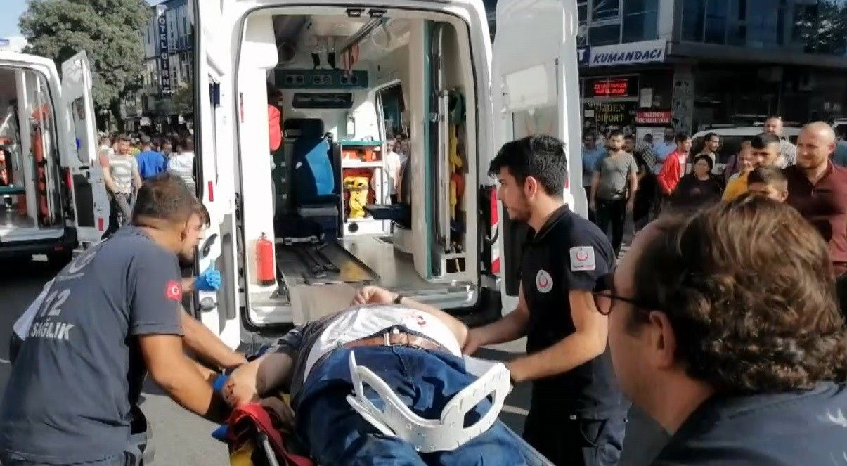 Erzincan’da iki motosiklet çarpıştı: 1 ölü 2 yaralı